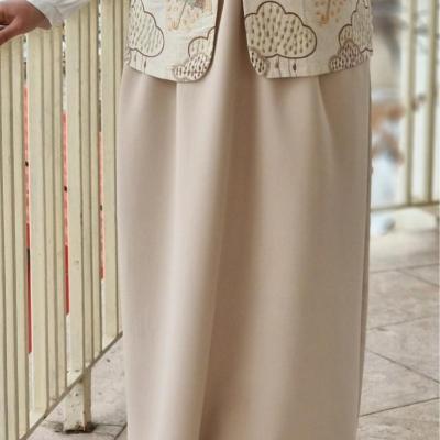 دامن زنانه کرپ از برند زندیه