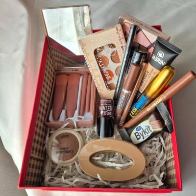 باکس آرایشی ست آرایشی باکس ولنتاین باکس نود باکس ارسال رایگان