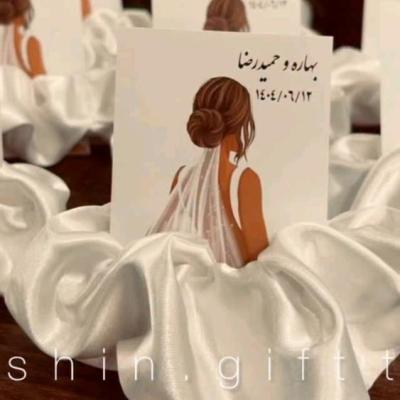 گیفت عروسی مدل کش مو