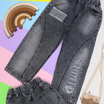 شلوار جین بگ گلدوزی و تیکه دوزی