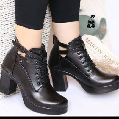 نیم بوت طبی مدل صدف کد 4099