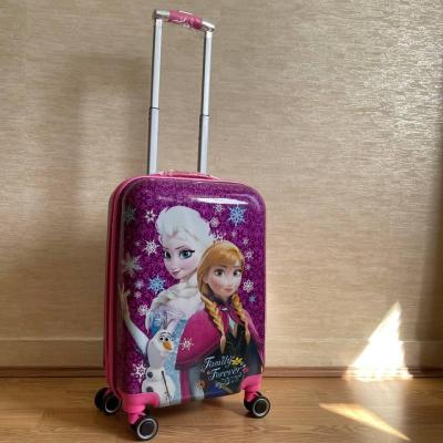 چمدان السا آنا