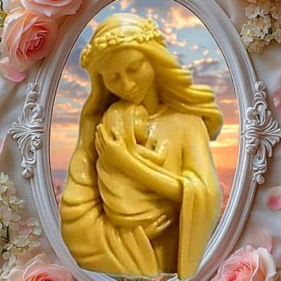 قالب شمع طرح مادر مهربان