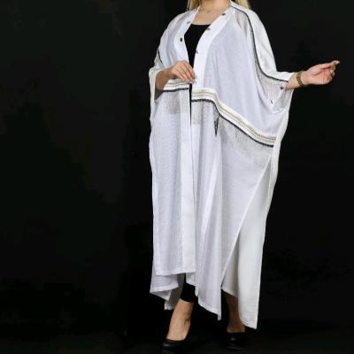 مانتو سفید عبایی