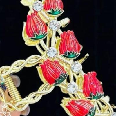 کلیپس مدل توت فرنگی زنانه