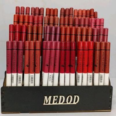 رژ لب مدادی