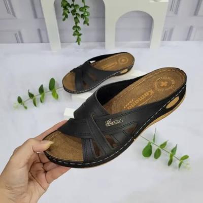 دمپایی طبی 105 میانه کمند