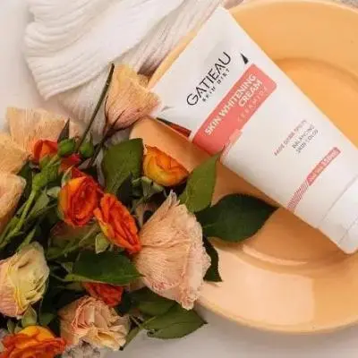 کرم روشن کننده بدن گاتیو