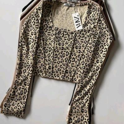 کراپ آستین دار زنانه جنس فانریپ پنبه فری ( قبل ثبت موجودی پی وی چک شود