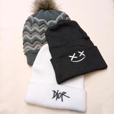 کلاه بافت گلدوزی