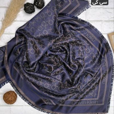 روسری ابریشم ژاکارد سرمه‌ای کرم
