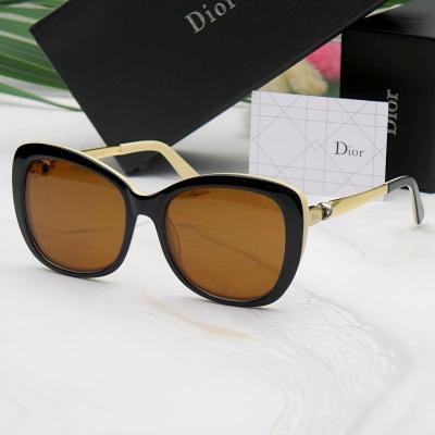 عینک آفتابی زنانه لوکس و ترند دیور DIOR LADR 2R
