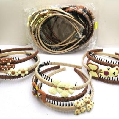 تل عروسکی پارچه پیچ شانه دار