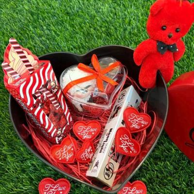 جعبه هدیه عشق (کد 10)باکس ولنتاین