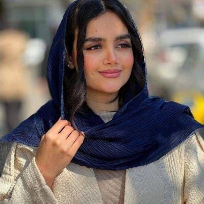 شال برشکا لب دانتل