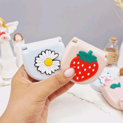 جعبه ابزار کیت خیاطی مدل مسافرتی طرح فانتزی رندم