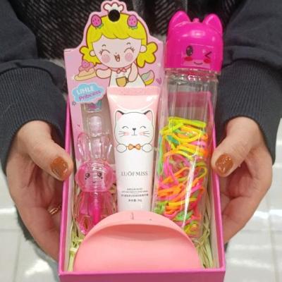 پک چهارم اقتصادی دخترانه