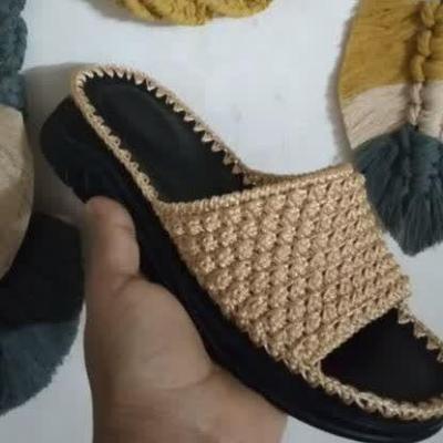 صندل زنانه پا کنجشکی