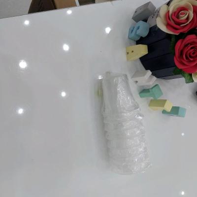 لیوان یکبار مصرف فصد فصد خون(حجامت)