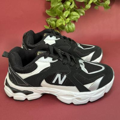 کفش نیوبالانس 9060 زنانه رنگ مشکی سفید