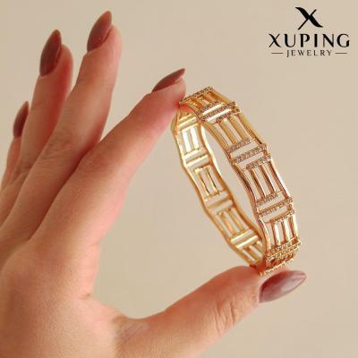 تکدست ورساچه نگین‌دار از برند ژوپینگ کد A003