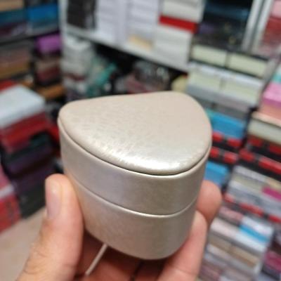 جعبه انگشتری چرم وارداتی