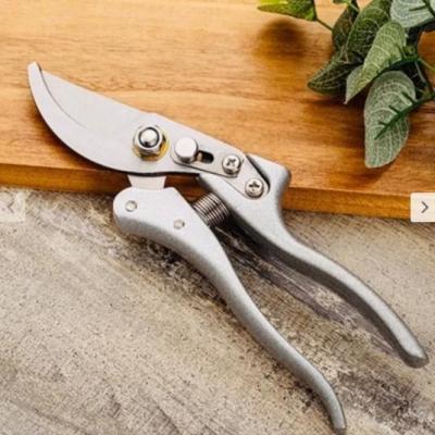 قیچی باغبانی با تیغه ی SK5 (ساخت ژاپن اصل ژاپن به شرط