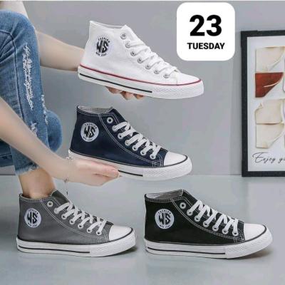 کتونی آل استار زنانه وارداتی در رنگ بندی