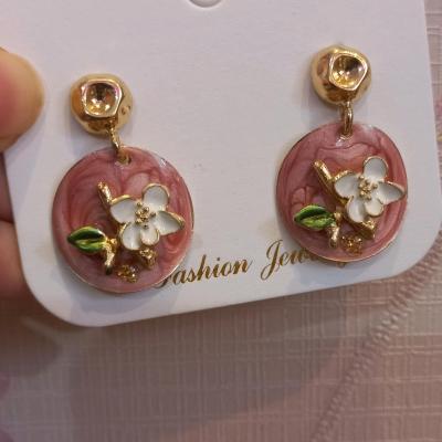 گوشواره میناکاری