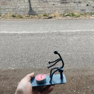 شمعدان فلزی فانتزی طرح آدمک