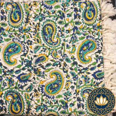 سفره سنتی قلمکاری طرح بته فلفلی 100×100
