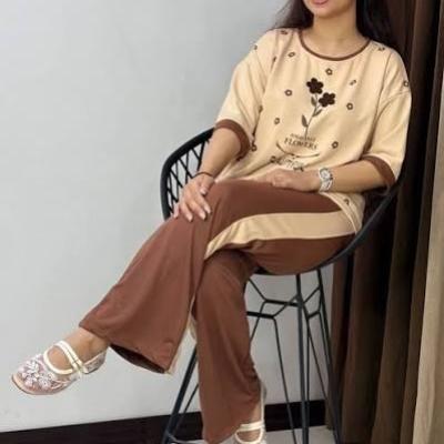 تیشرت و شلوار گل برجسته