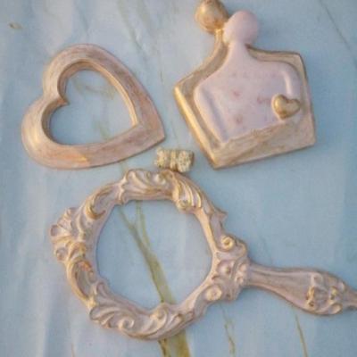 ست اینه، اغوش، و قاب