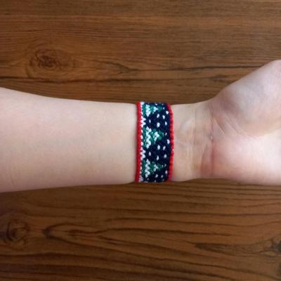 دستبند و پابند بافتنی طرح کاج کریسمس