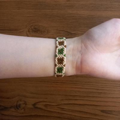 دستبند و پابند بافتنی طرح گل کد 03