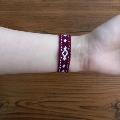 دستبند و پابند بافتنی طرح لوزی