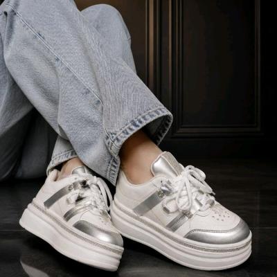 کتونی لژدار دورنگینی