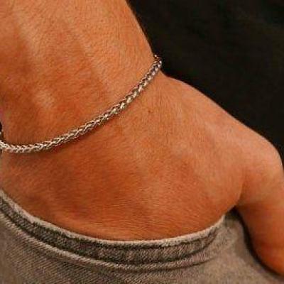 دستبند مردانه استیل طرح ویتالی کاملا رنگ ثابت و ضد حساسیت