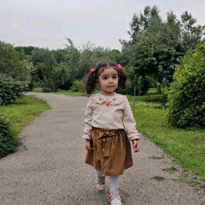 شومیز و دامن دخترانه