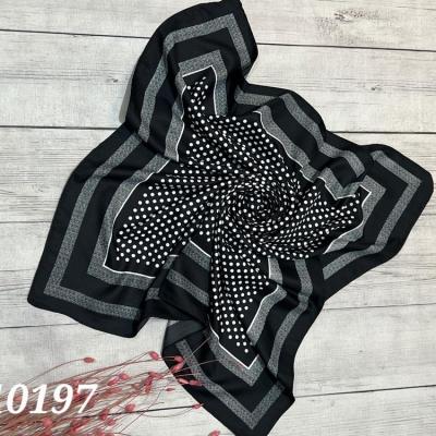 مینی اسکارف