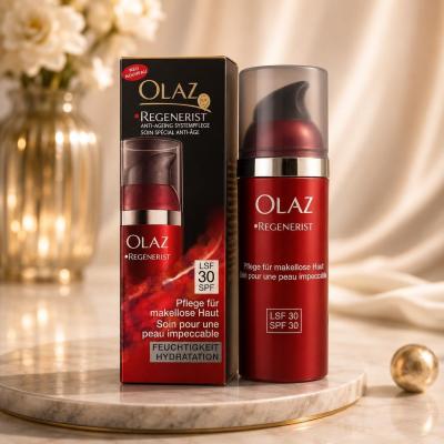 کرم ضدچروک و آبرسان روز اولاز Olaz SPF30