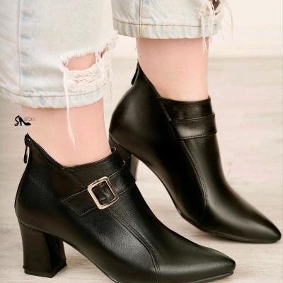 نیم بوت مجلسی پاشنه دار کد 1640