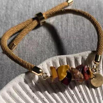 دستبند سنگ طبیعی اصل و بند تنظیم فری سایز.