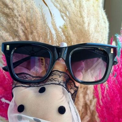 عینک آفتابی زنانه ویفرر ترند فندی FENDI uv400