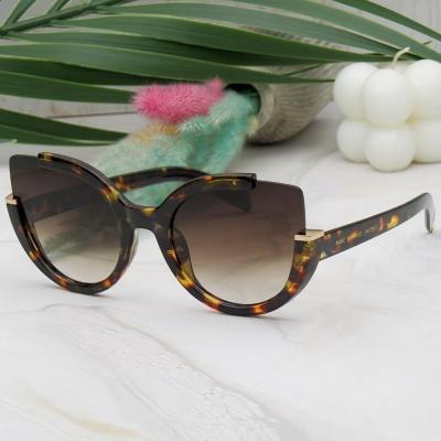 عینک آفتابی زنانه مارک جاکوبز MARC JACOBS 8252