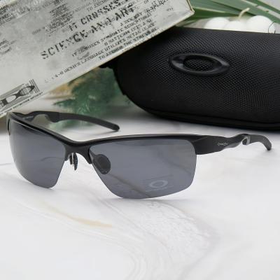 عینک آفتابی اسپورت بایکر اوکلی OAKLEY OA 3018