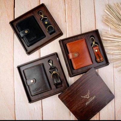 ست جاکارتی و جاسوییچی مردانه 067 ، کادویی ، ارسال رایگان ، چرم گاوی