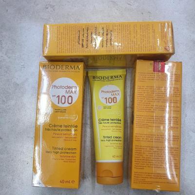 کرم ضد آفتاب بیودرما مدل photoderm max  حجم 40 میل با spf 100