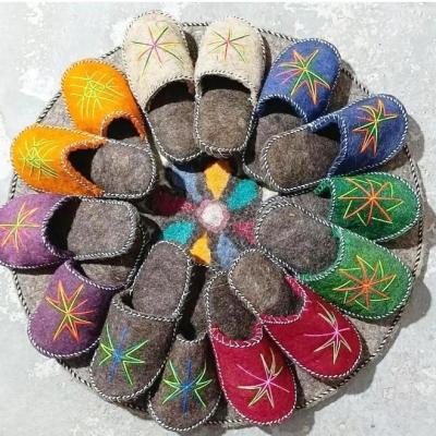 دمپایی روفرشی نمدی پشمی