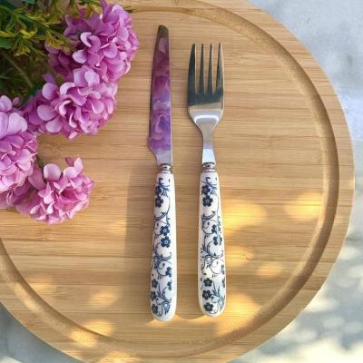 کارد و چنگال دسته سرامیکی دنی هوم طرح گل آبی